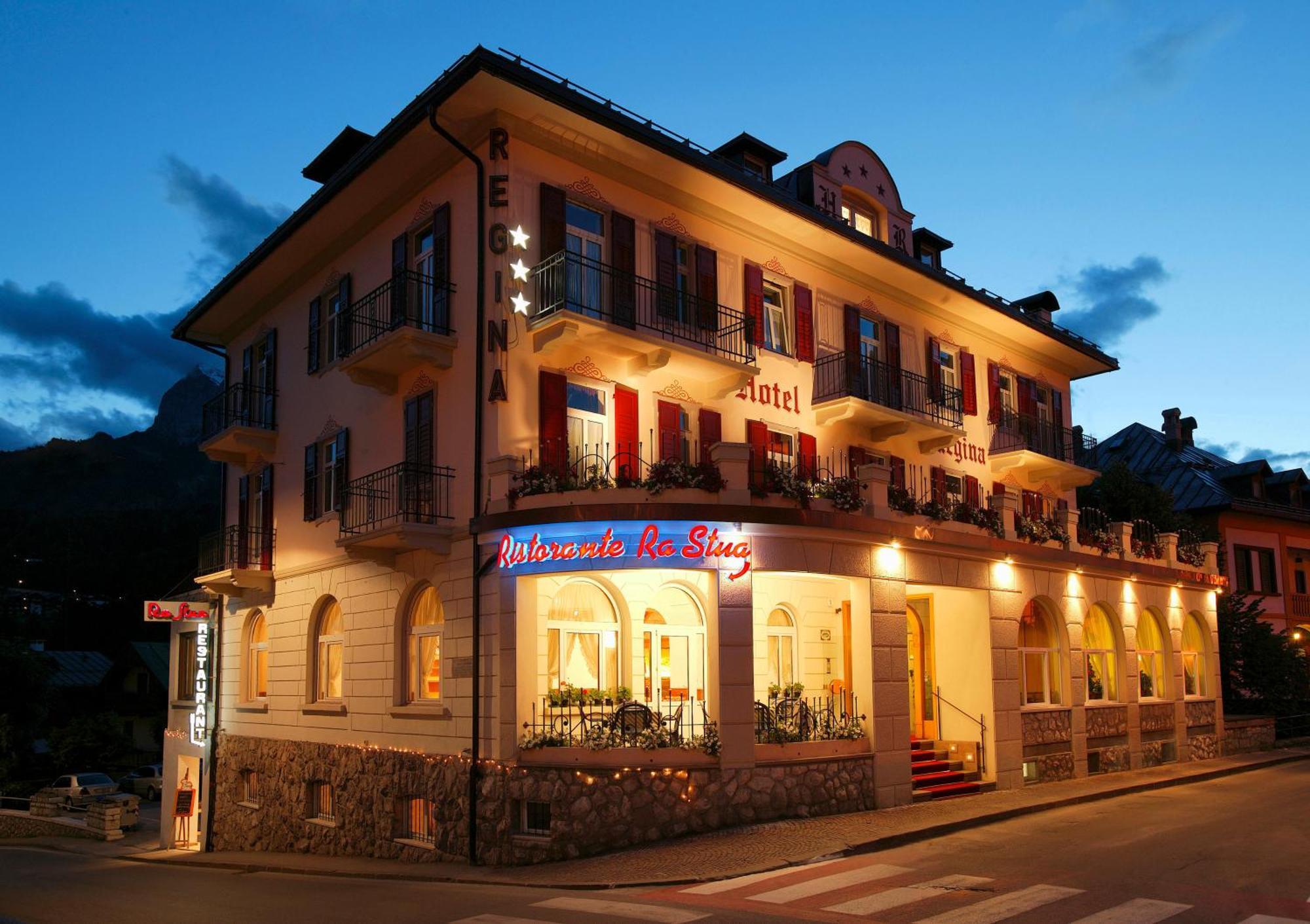 Hotel Regina Cortina d'Ampezzo Exterior photo