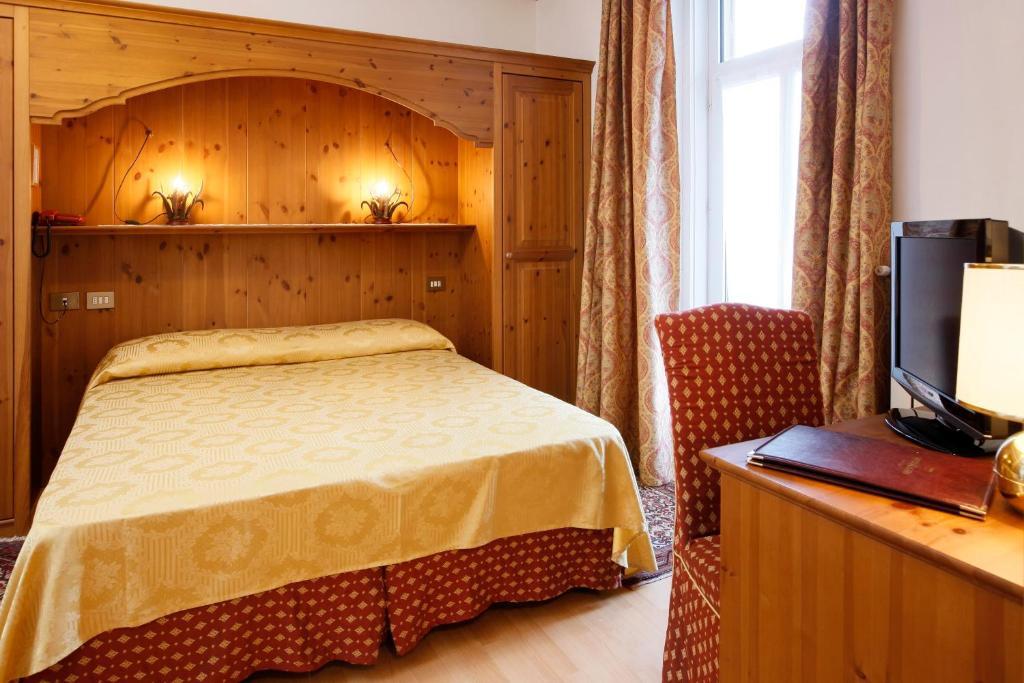 Hotel Regina Cortina d'Ampezzo Room photo